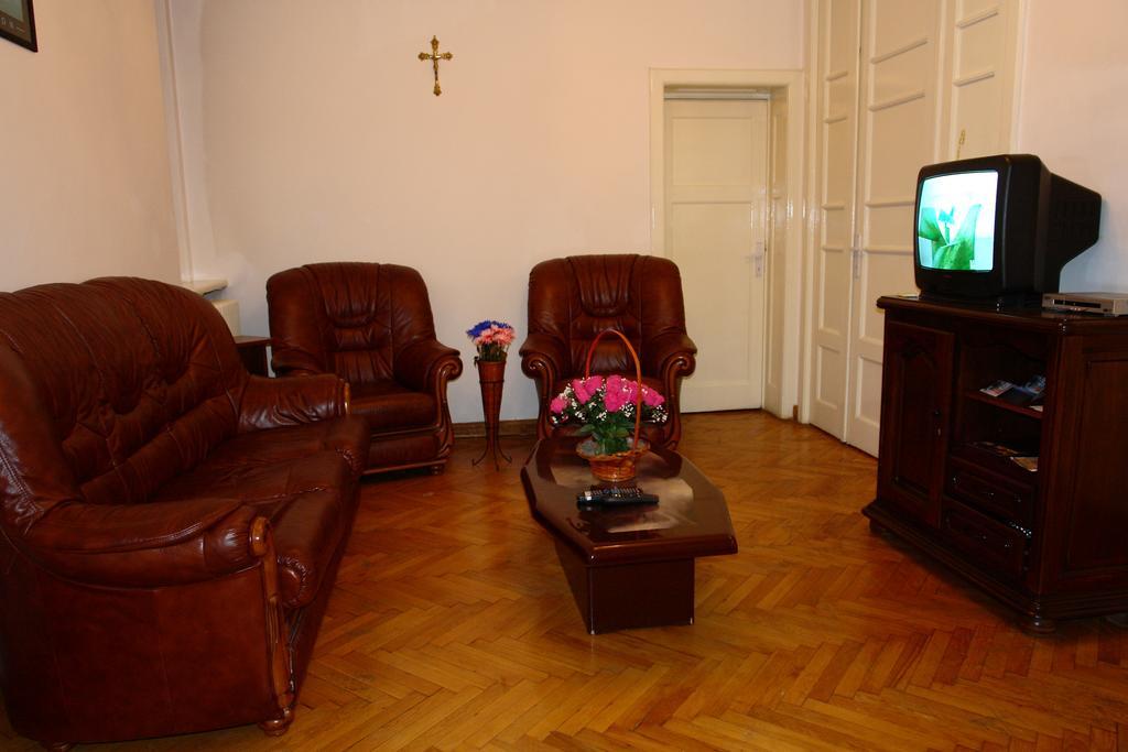 Hotel Ss Residence Unirii 布加勒斯特 外观 照片
